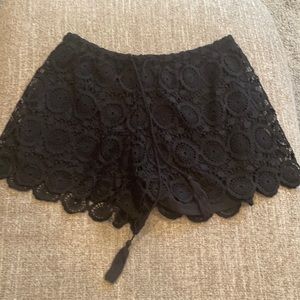 Soulmates lace shorts